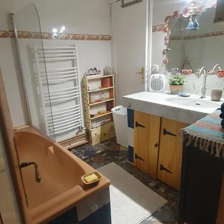 Дом отдыха Maison Et Jardin Coeur De Village Sumene